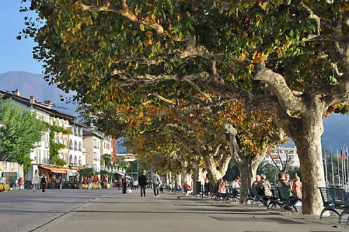 Piazza Giuseppe Motta in Ascona, Station 1 auf dem selbstgeführten Stadtrundgang