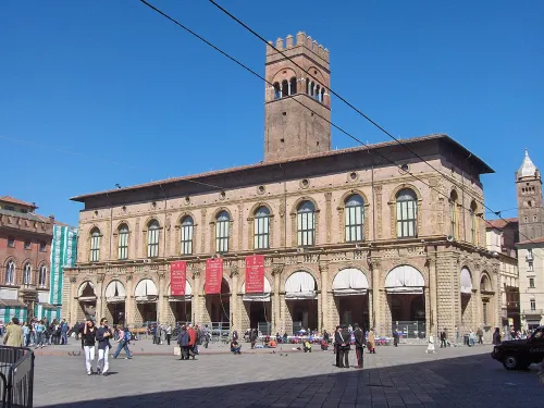 Palazzo del Podestà in Bologna, Station 9 auf dem selbstgeführten Stadtrundgang