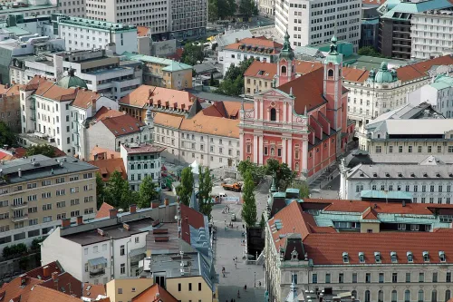 Prešerenplatz in Ljubljana, Station 1 auf dem selbstgeführten Stadtrundgang