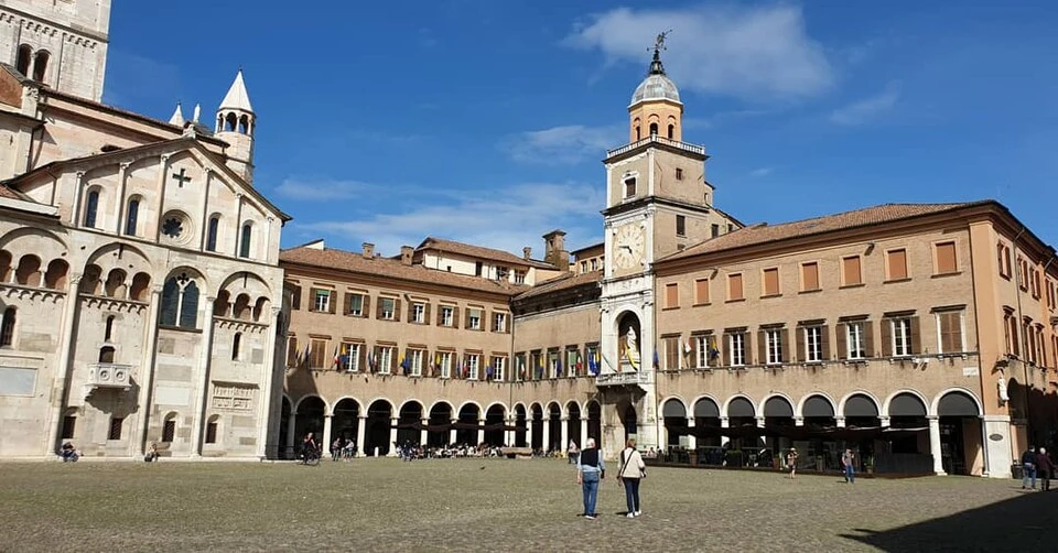 Piazza Grande in Modena, Station 4 auf dem selbstgeführten Stadtrundgang