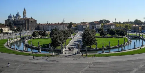 Prato della Valle in Padua, Station 5 auf dem selbstgeführten Stadtrundgang