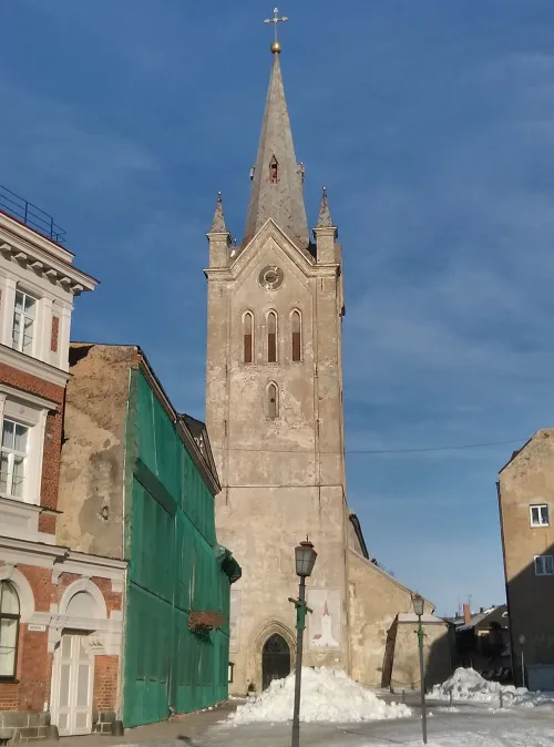 St.-Johannis-Kirche in Cēsis, Station 1 auf dem selbstgeführten Stadtrundgang