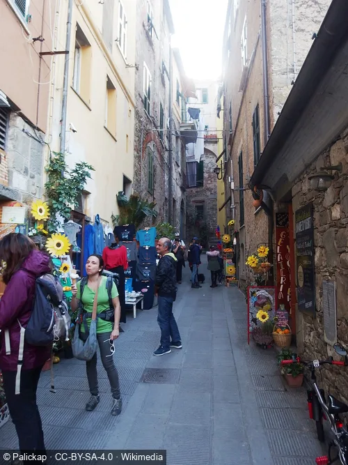 Via Fieschi in Corniglia, Station 2 auf dem selbstgeführten Stadtrundgang