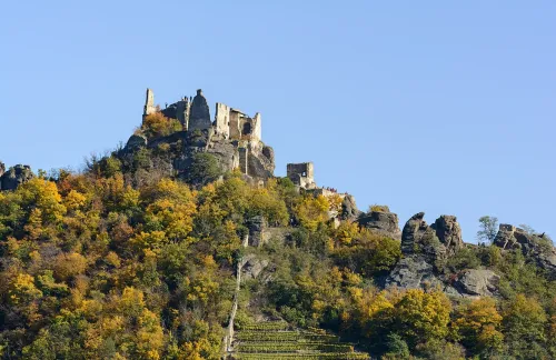 Burgruine Dürnstein, Station 4 auf dem selbstgeführten Stadtrundgang