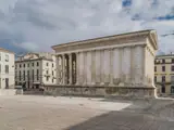 Blick auf Nîmes