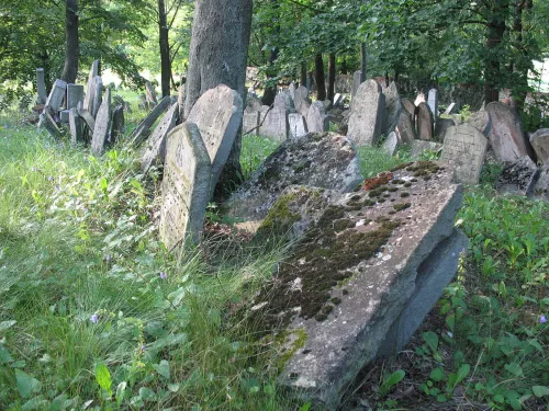 Jüdischer Friedhof Mikulov in Nikolsburg, Station 3 auf dem selbstgeführten Stadtrundgang