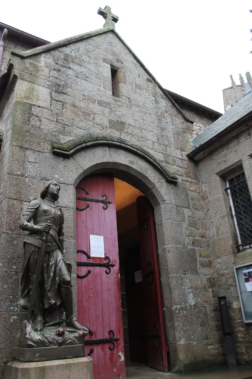 Église Saint-Pierre du Mont-Saint-Michel, Station 2 auf dem selbstgeführten Stadtrundgang