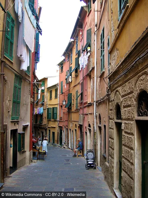 Carugio in Portovenere, stop 6 on the self-guided walking tour