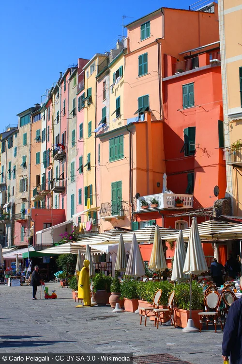 Palazzata in Portovenere, stop 1 on the self-guided walking tour