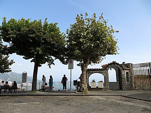 Belvedere Principessa di Piemonte in Ravello, Station 4 auf dem selbstgeführten Stadtrundgang