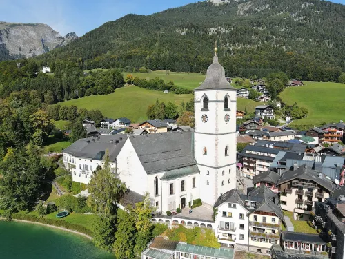 Pfarrkirche St. Wolfgang in St. Wolfgang im Salzkammergut, Station 1 auf dem selbstgeführten Stadtrundgang