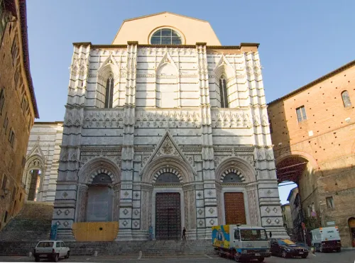 Baptisterium San Giovanni in Siena, Station 8 auf dem selbstgeführten Stadtrundgang