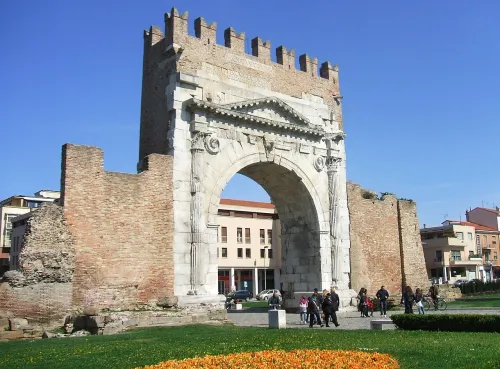 Augustusbogen in Rimini, Station 1 auf dem selbstgeführten Stadtrundgang