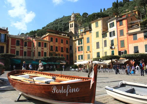 Piazza Martiri dell'Olivetta in Portofino, Station 1 auf dem selbstgeführten Stadtrundgang