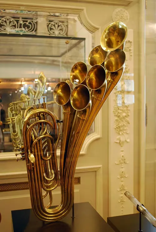 Musikinstrumentenmuseum in Brüssel, Station 6 auf dem selbstgeführten Stadtrundgang