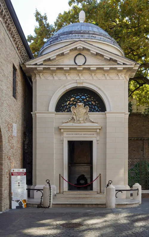 Dante-Grabmal in Ravenna, Station 7 auf dem selbstgeführten Stadtrundgang