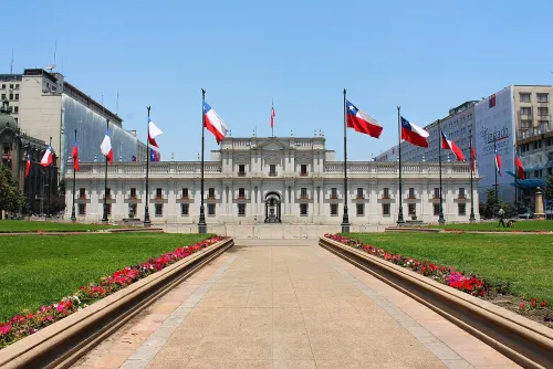 Palacio de la Moneda in Santiago de Chile, stop 8 on the self-guided walking tour