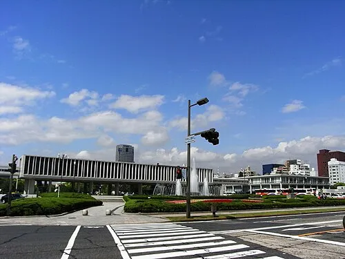 Friedensmuseum Hiroshima, Station 8 auf dem selbstgeführten Stadtrundgang