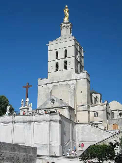Kathedrale Notre-Dame-des-Doms in Avignon, Station 3 auf dem selbstgeführten Stadtrundgang