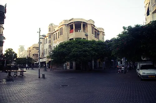 Nahalat Binyamin Street in Tel Aviv, stop 3 on the self-guided walking tour