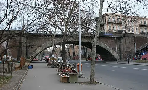 Trockene Brücke in Tiflis, Station 12 auf dem selbstgeführten Stadtrundgang