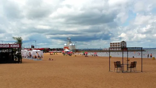 Playa San José in Encarnación, Station 1 auf dem selbstgeführten Stadtrundgang