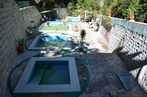 Baños Termales de Aguas Calientes, Station 1 auf dem selbstgeführten Stadtrundgang