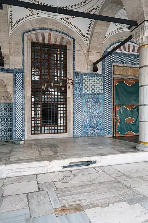 Rüstem-Pascha-Moschee in Istanbul, Station 8 auf dem selbstgeführten Stadtrundgang