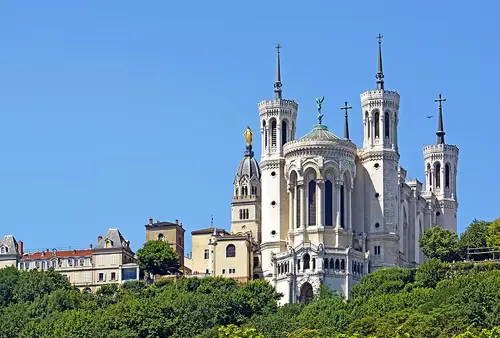 Notre-Dame de Fourvière in Lyon, Station 1 auf dem selbstgeführten Stadtrundgang