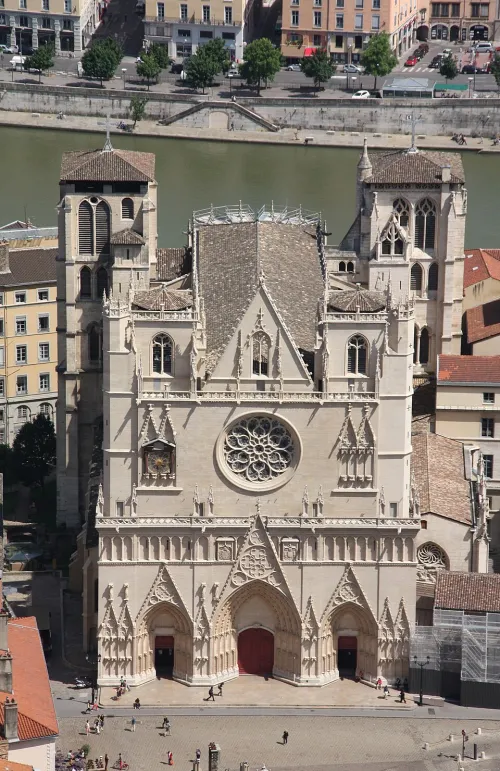Kathedrale Saint-Jean in Lyon, Station 3 auf dem selbstgeführten Stadtrundgang