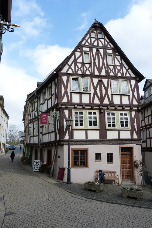 Haus der sieben Laster in Limburg, Station 6 auf dem selbstgeführten Stadtrundgang