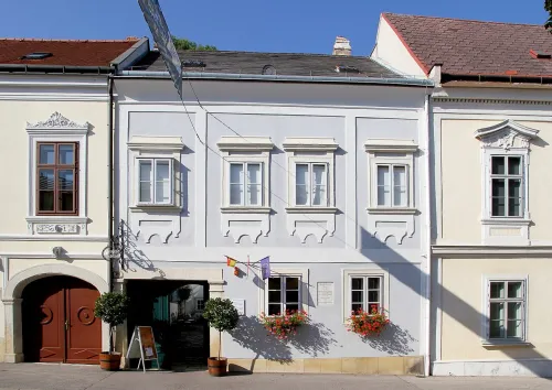 Haydn-Haus Eisenstadt, Station 5 auf dem selbstgeführten Stadtrundgang