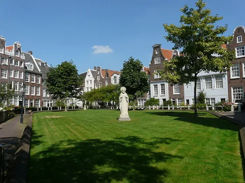 Begijnhof in Amsterdam, Station 4 auf dem selbstgeführten Stadtrundgang
