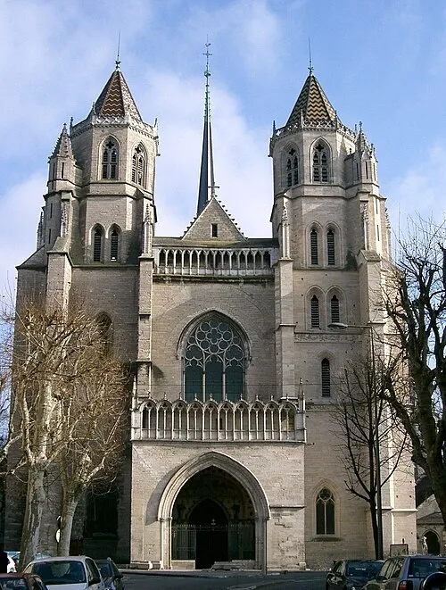 Kathedrale Saint-Bénigne in Dijon, Station 7 auf dem selbstgeführten Stadtrundgang