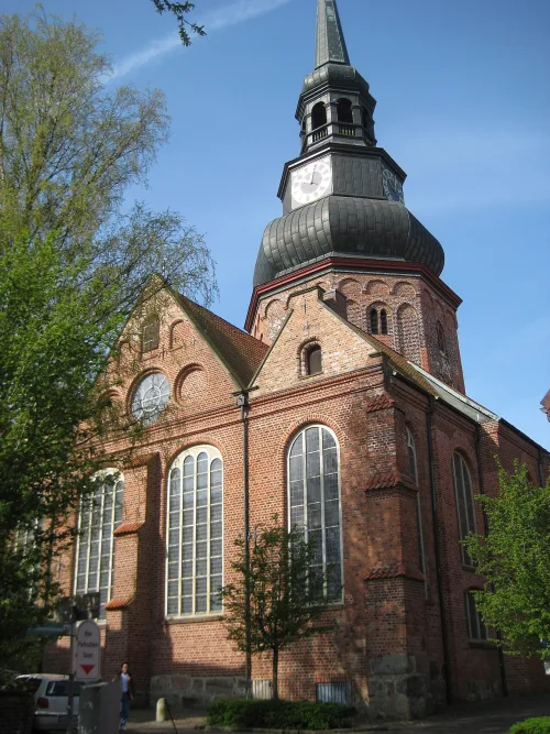 St.-Cosmae-Kirche in Stade, stop 7 on the self-guided walking tour