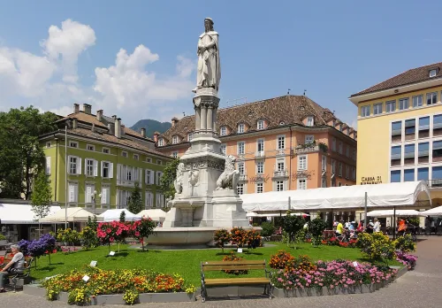 Waltherplatz in Bozen, Station 1 auf dem selbstgeführten Stadtrundgang