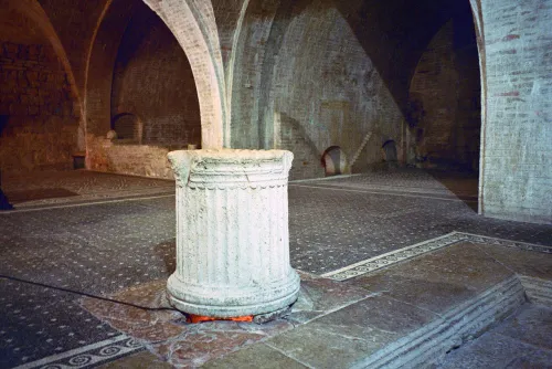 Casa romana di Vespasia Polla in Spoleto, Station 4 auf dem selbstgeführten Stadtrundgang