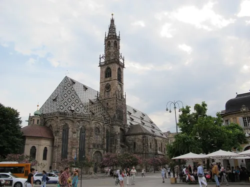 Dom Maria Himmelfahrt in Bozen, Station 2 auf dem selbstgeführten Stadtrundgang