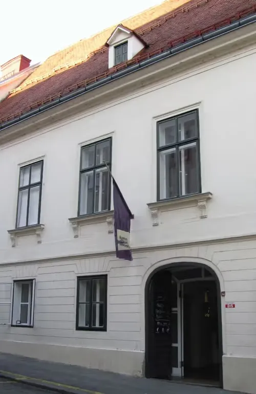 Museum der zerbrochenen Beziehungen in Zagreb, Station 6 auf dem selbstgeführten Stadtrundgang