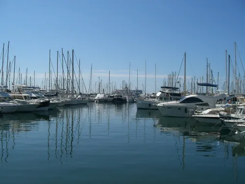 Vieux-Port de Cannes, Station 4 auf dem selbstgeführten Stadtrundgang