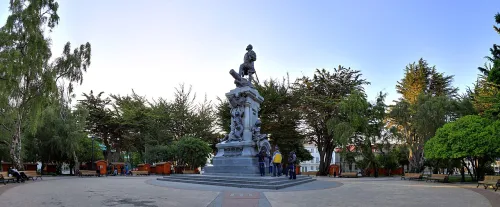 Plaza Muñoz Gamero in Punta Arenas, Station 1 auf dem selbstgeführten Stadtrundgang