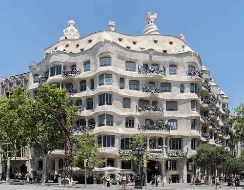 Casa Milà in Barcelona, Station 4 auf dem selbstgeführten Stadtrundgang