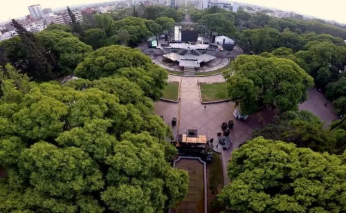 Plaza Independencia in Mendoza, stop 5 on the self-guided walking tour