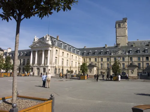 Herzogspalast Dijon, Station 5 auf dem selbstgeführten Stadtrundgang