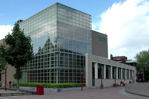 Van Gogh Museum in Amsterdam, Station 2 auf dem selbstgeführten Stadtrundgang