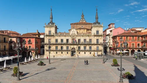 Plaza Mayor in León, stop 4 on the self-guided walking tour