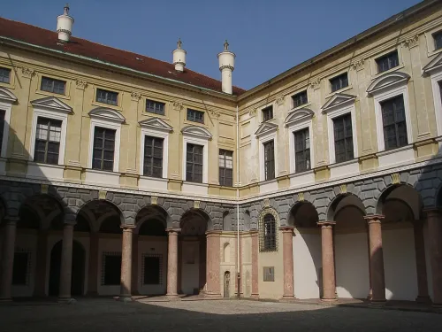 Stadtresidenz Landshut, Station 8 auf dem selbstgeführten Stadtrundgang