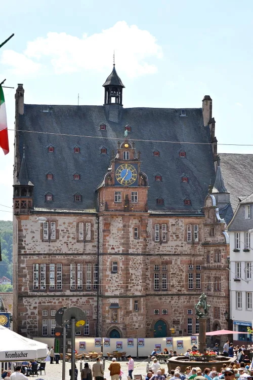 Rathaus Marburg, Station 3 auf dem selbstgeführten Stadtrundgang