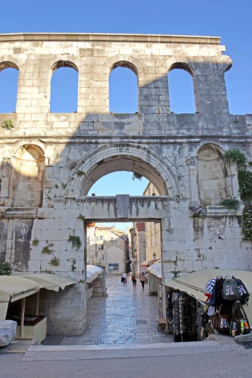 Silbernes Tor in Split, Station 1 auf dem selbstgeführten Stadtrundgang