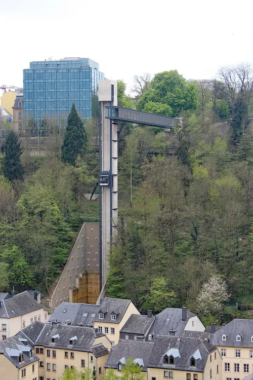 Aufzug Pfaffenthal-Oberstadt in Luxemburg (Stadt), Station 11 auf dem selbstgeführten Stadtrundgang